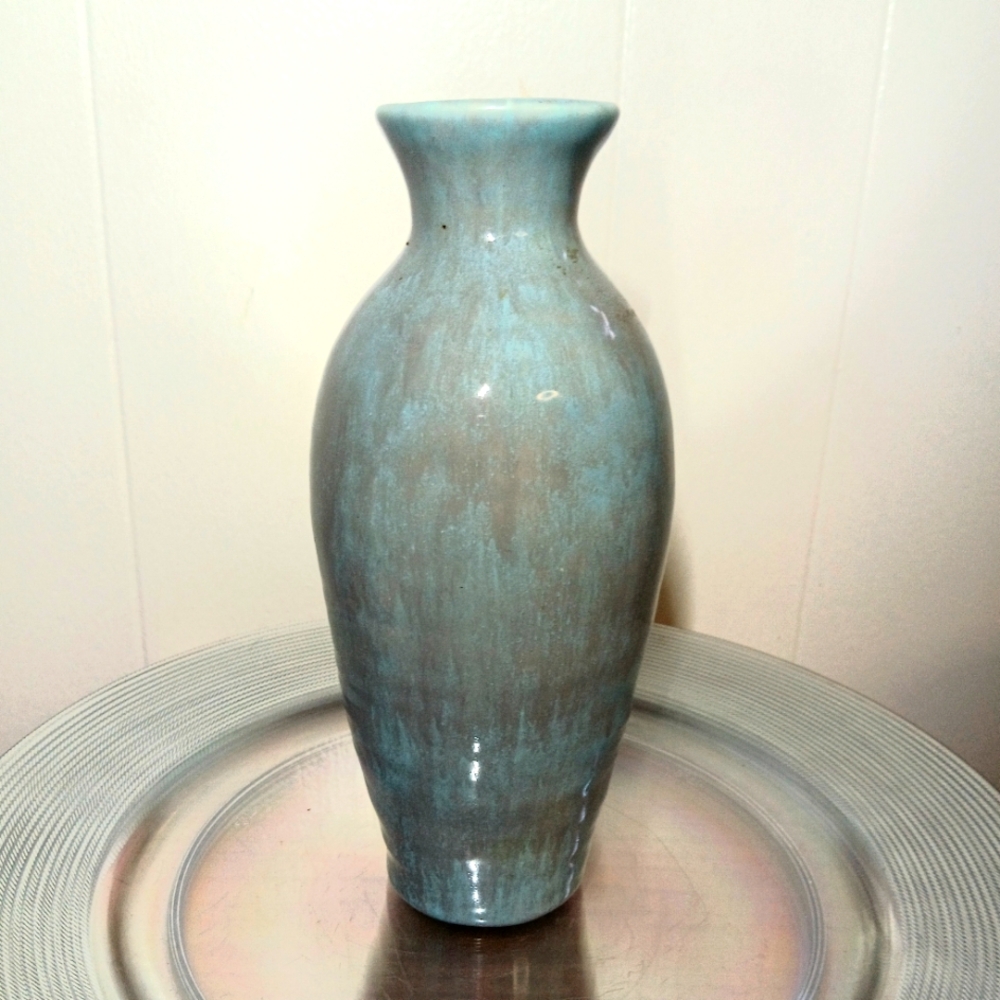 Vintage Gonder Original Line Series 1200 Art Pottery Vase Powder Blue Flambe